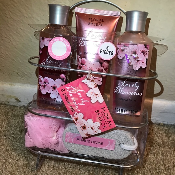 Bath set - Picture 1 of 2